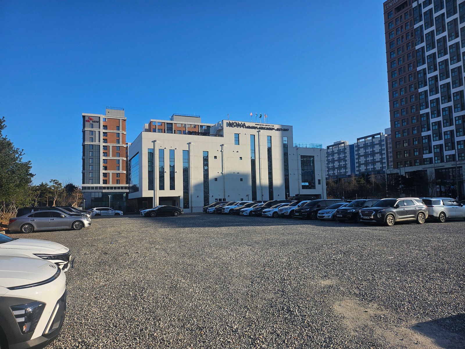 실제 주차장 전경